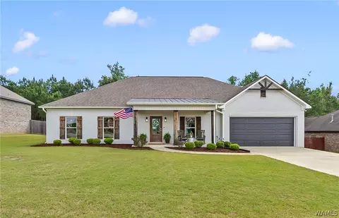 13839 Grand Pointe Blvd, Northport, AL 35475