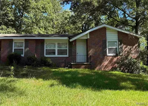 424 13th Ct NW, Center Point, AL 35215