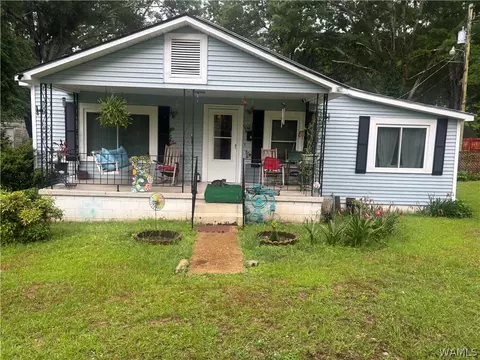 507 College St, Greensboro, AL 36744