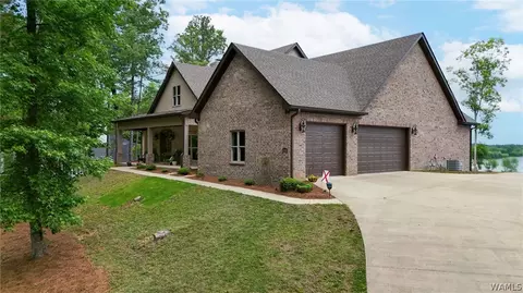 11760 High Cliff Dr, Northport, AL 35475