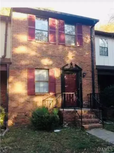 620 Valley Crest Dr, Birmingham, AL 35215