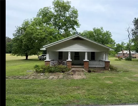 1132 3rd Ave NW, Fayette, AL 35555