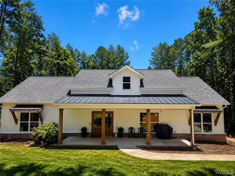 11366 Joe Namath Rd, Northport, AL 35475