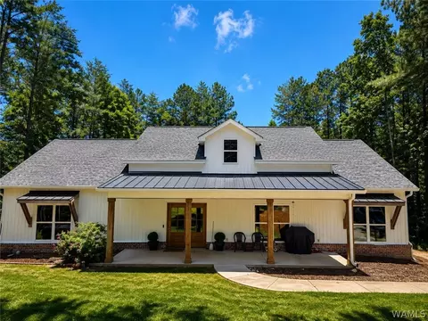 11366 Joe Namath Rd, Northport, AL 35475