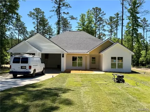 11946 Meadowview Dr, Northport, AL 35475