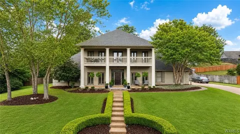 2821 Lake Crest Dr, Tuscaloosa, AL 35406