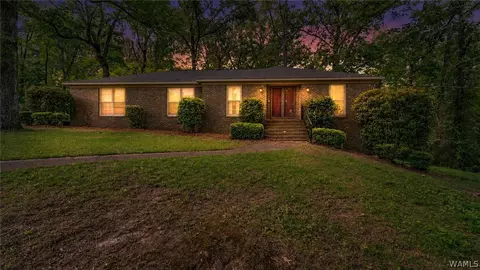 4444 Stonehill Ln, Tuscaloosa, AL 35405