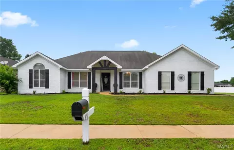 4712 Clear Creek Pkwy, Northport, AL 35475