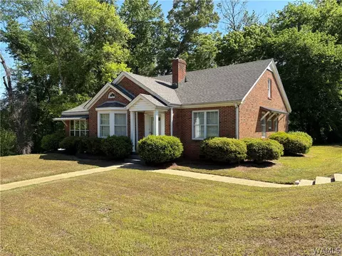 171 Valley St, Centreville, AL 35042