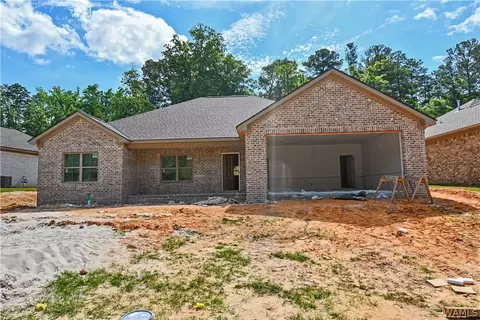 5190 Summerfield Dr E, Tuscaloosa, AL 35404