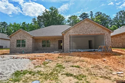 5190 Summerfield Dr E, Tuscaloosa, AL 35404