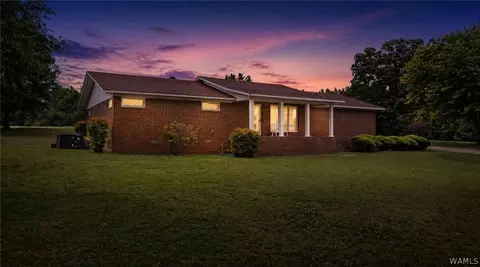 570 13th Ave, Guin, AL 35563