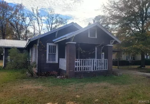 1020 4th Ave, York, AL 36925