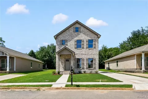 2414 6th St E, Tuscaloosa, AL 35404