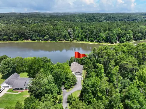 16860 N River Shrs, Northport, AL 35475