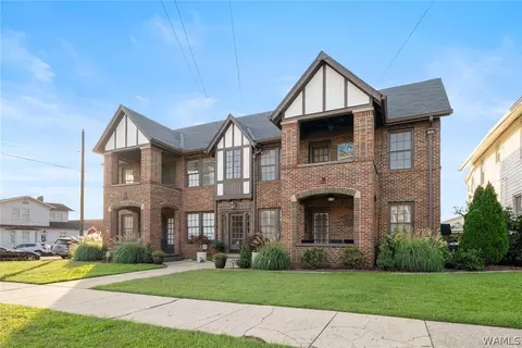 1928 8th St #203, Tuscaloosa, AL 35401