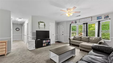 2703 Colonial Dr NE, Tuscaloosa, AL 35404