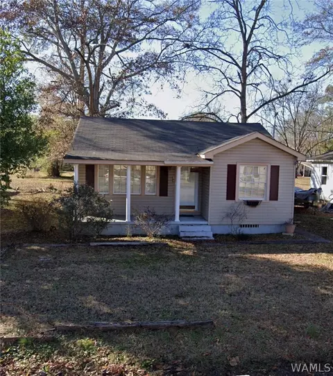 919 3rd Ave NE, Fayette, AL 35555