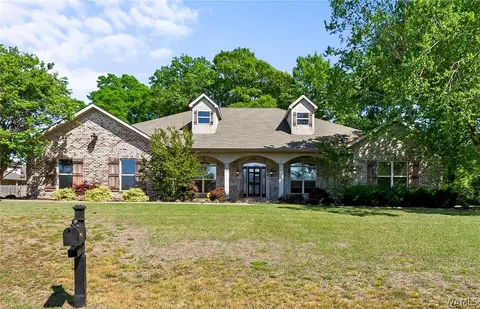 11994 Aspenwood Dr, Moundville, AL 35474