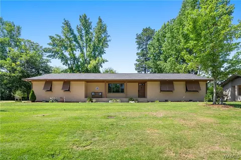 1109 Vestavia Cir, Northport, AL 35473