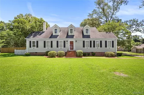504 N Washington St, Livingston, AL 35470