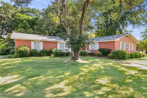 44 Southmont Dr, Tuscaloosa, AL 35405