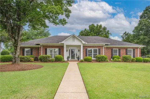 1356 Greystone Dr, Tuscaloosa, AL 35406