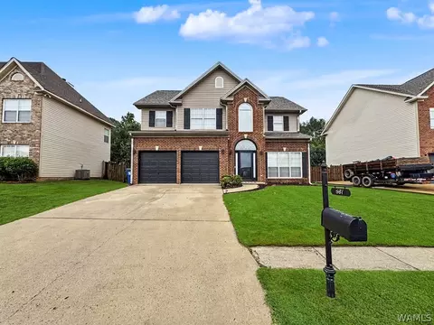 587 Bentmoor Dr, Helena, AL 35080