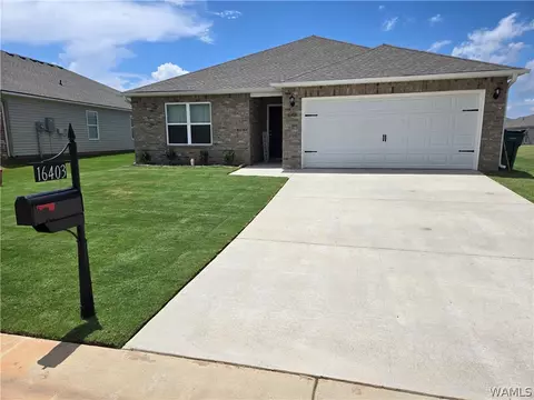 16403 Natchez Dr, Moundville, AL 35474