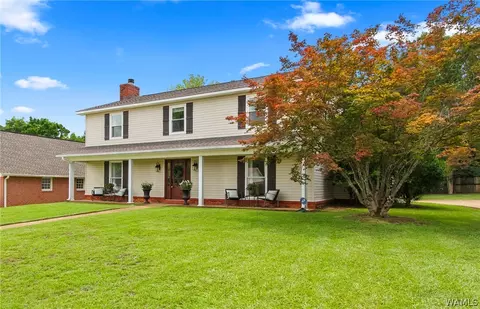 527 Stone River Rd, Tuscaloosa, AL 35406