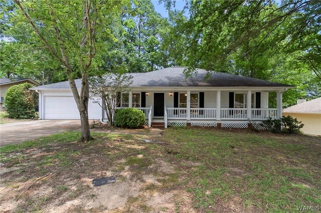 5106 Lakehurst Dr, Northport, AL 35473