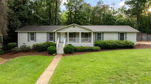 1636 Woodridge Rd, Tuscaloosa, AL 35406