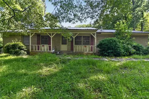 315 4th Ave NE, Aliceville, AL 35442