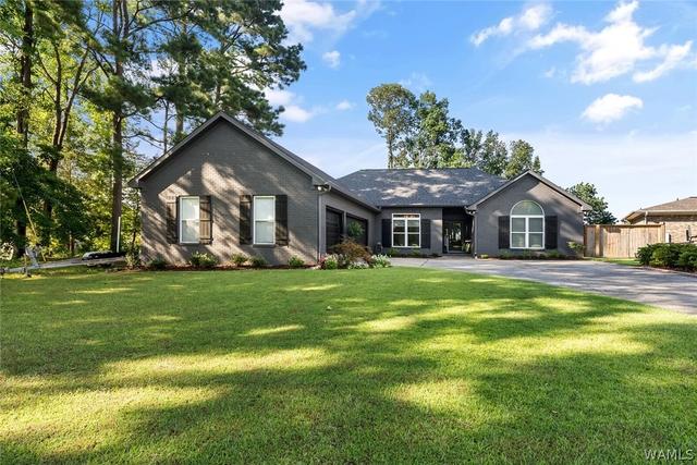 11955 Grandview Dr, Northport, AL 35475