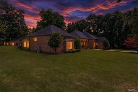 120 Magnolia Cir, Centreville, AL 35042
