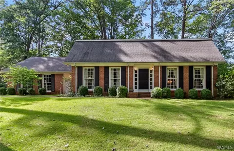 5502 Inverness Pl, Northport, AL 35473