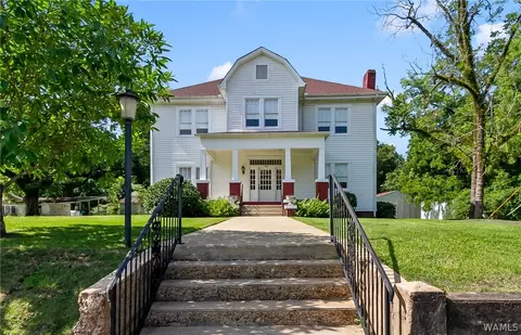 1444 Walnut St, Centreville, AL 35042