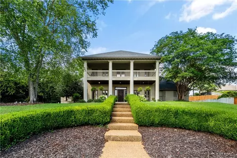 2821 Lake Crest Dr, Tuscaloosa, AL 35406