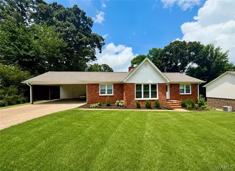 3842 Destin Ln, Northport, AL 35473