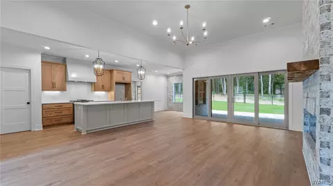 Living - 19045 White Oak Loop, Berry, AL 35546 photo 2 of 3