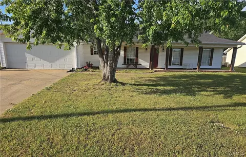 6620 Hibiscus, Northport, AL 35473