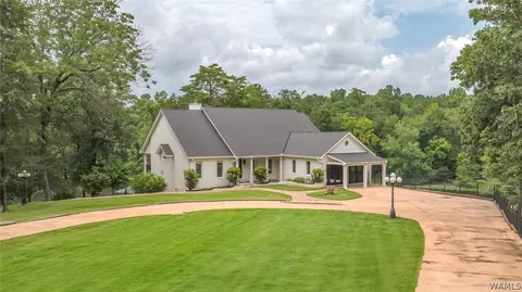 16045 Carmel Bay Dr, Northport, AL 35475