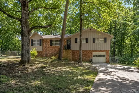 1421 Brewster Cir, Birmingham, AL 35235