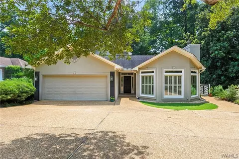 2513 Lakewood Cir, Tuscaloosa, AL 35405