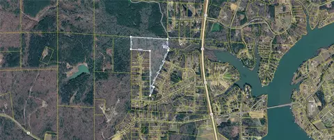 12699 Wood Estates Rd, Northport, AL 35475