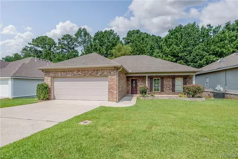 4930 Northwood Gardens Dr, Northport, AL 35473