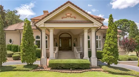 1402 Indian Hills Dr, Tuscaloosa, AL 35406