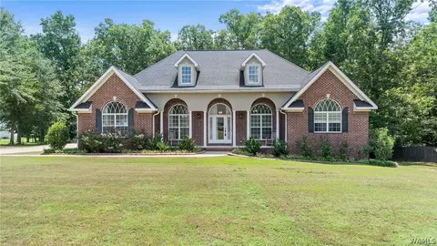 15598 Kevin Cv, Northport, AL 35475
