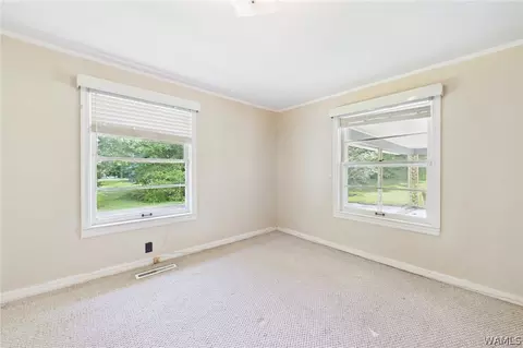 Bedroom - 2302 20th Ave E, Jasper, AL 35501 photo 5 of 5