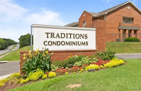 3218 Veterans Memorial Pkwy #2304, Tuscaloosa, AL 35404